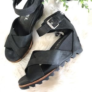 Sorel Joanie II Ankle Strap Sandals